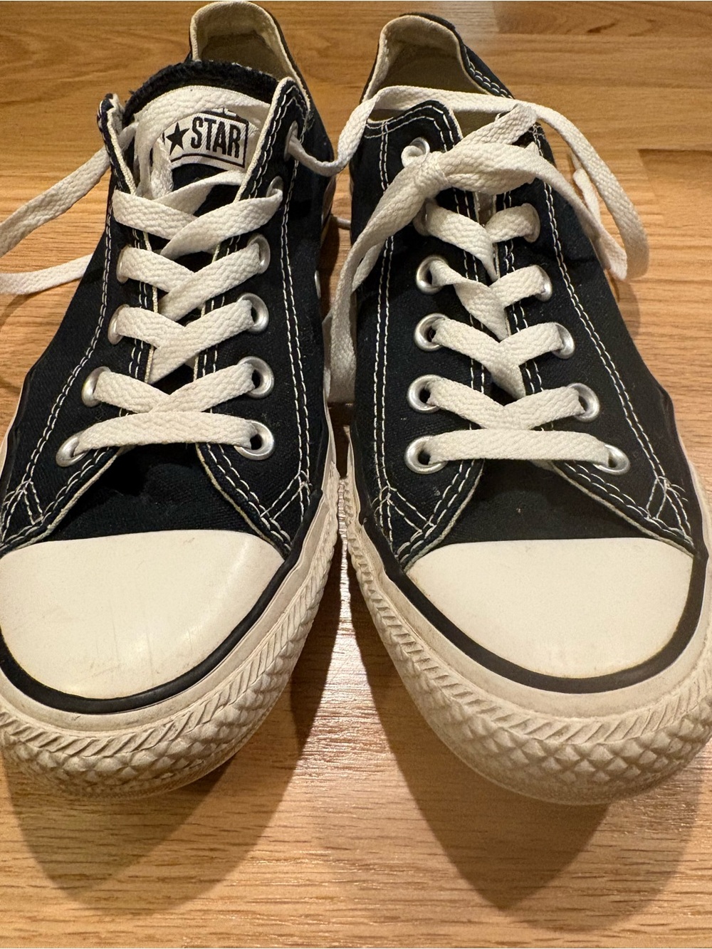 Converse Chick Taylor All Star Low-Top Canvas Sneakers Black W 7.5